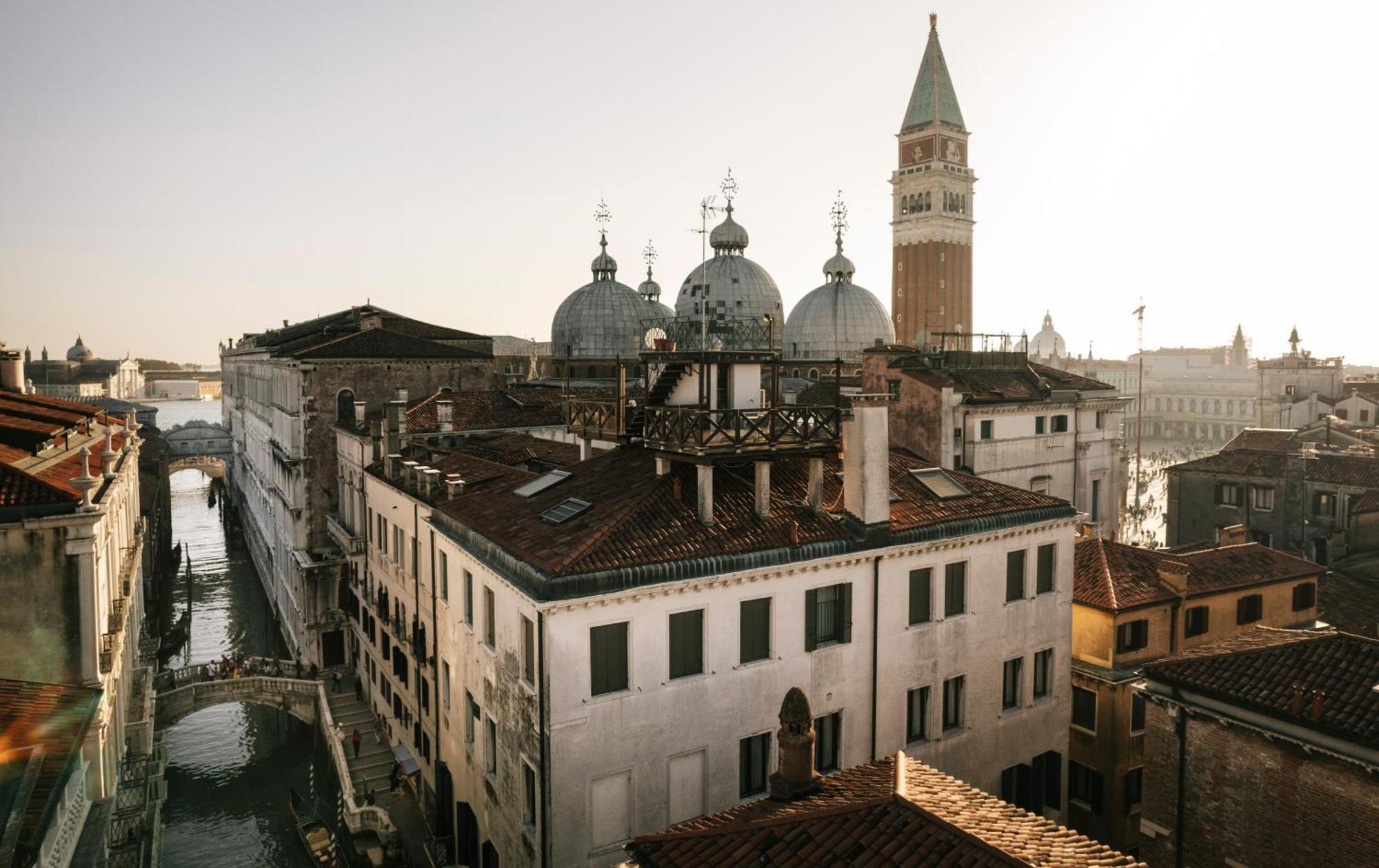 Hotel Al Ponte Dei Sospiri Venice Exterior photo